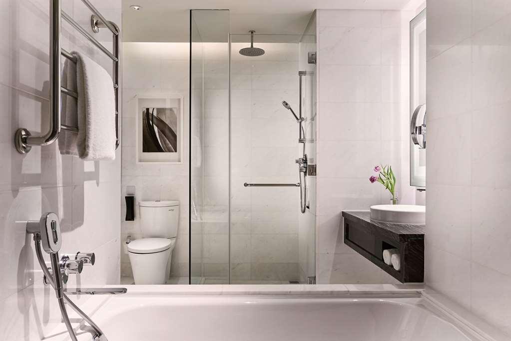 Khách sạn Carlton 5*