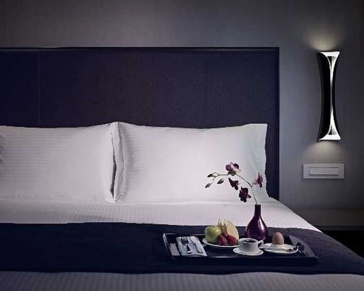 Khách sạn Carlton 5*